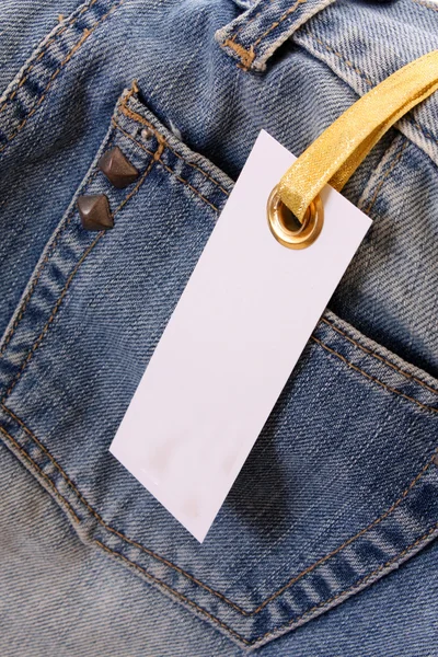 Het etiket op de jeans — Stockfoto