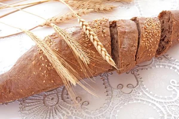 Fresh bread over white background — Stock Photo, Image