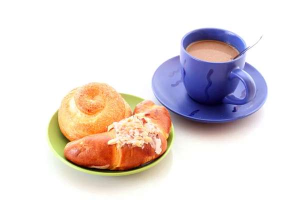パンと白のお茶のカップ — ストック写真
