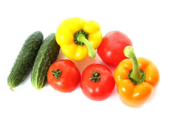 Verduras frescas sobre fondo blanco. Concepto de dieta . — Foto de Stock