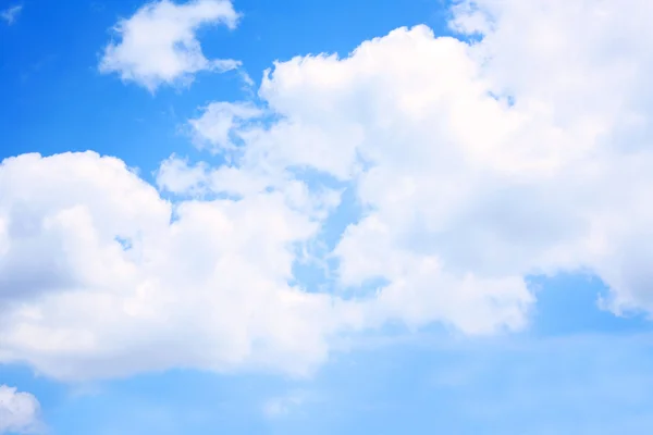 Sunny sky background and clouds — Stok fotoğraf
