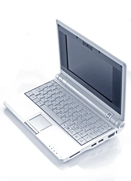 孤立在白色背景上的笔记本电脑 — 图库照片