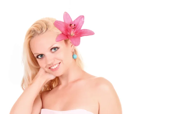 핑크 백합 꽃과 아름 다운 젊은 여자. 흰색 b에 고립 — 스톡 사진