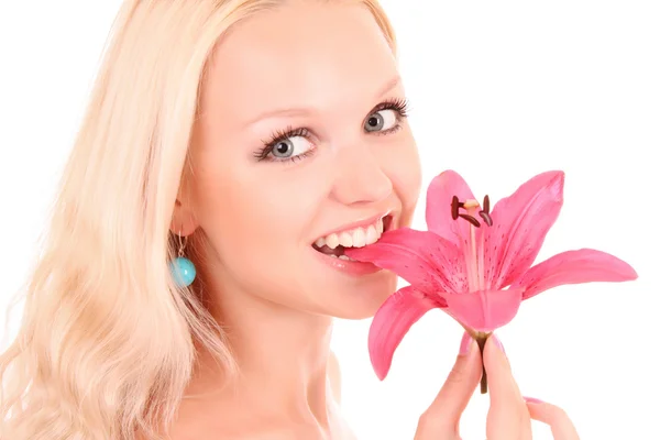 Mooie jonge vrouw met roze lily bloem. geïsoleerd op witte b — Stockfoto