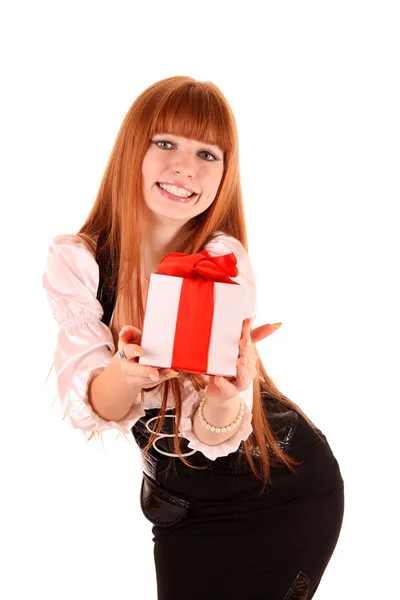 Smiling business woman with gift box isolated on white backgrou — Stock Photo, Image