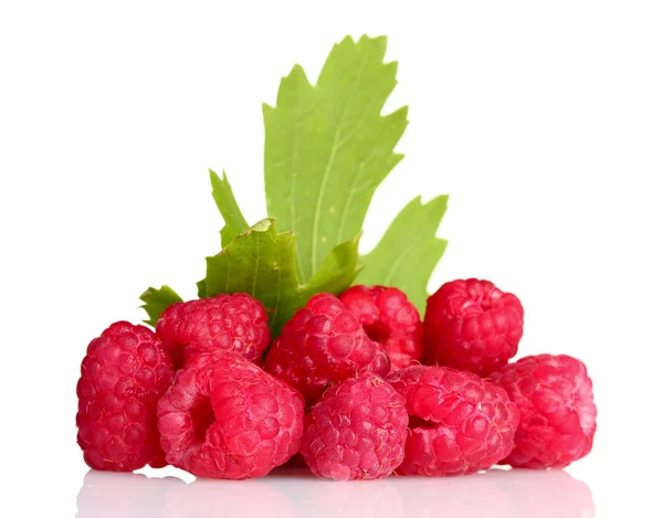 Fresh raspberries and leaves — Stock Photo, Image