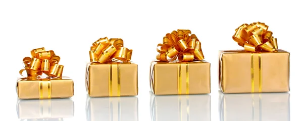 Schöne goldene Geschenke — Stockfoto
