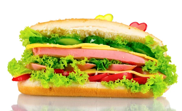 Смачний бутерброд ізольований на білому — стокове фото