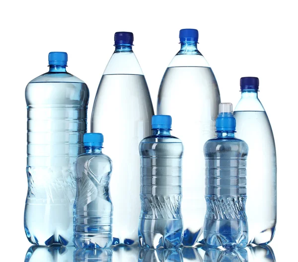 Grupp plast vattenflaskor — Stockfoto