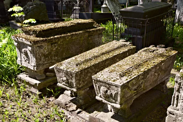 Древние гробы — стоковое фото