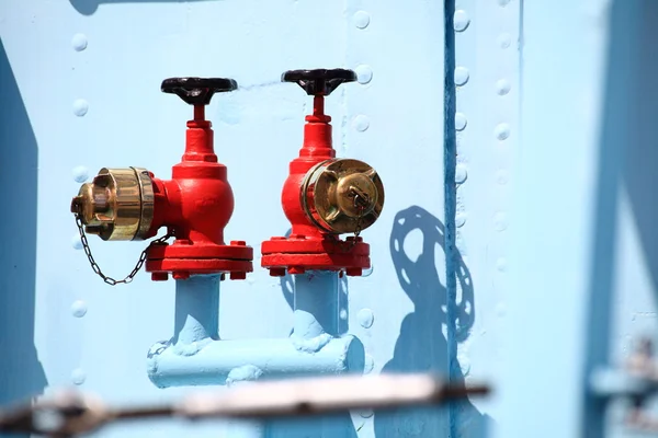 Ruota rubinetto industriale rossa — Foto Stock