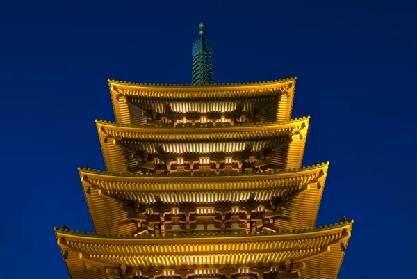 Sensoji templo budista por la noche — Foto de Stock