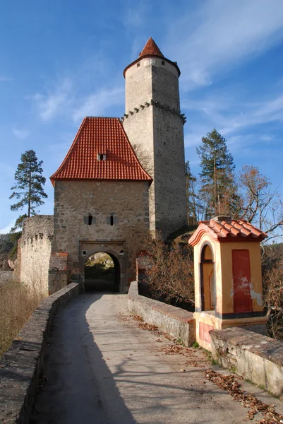 Средневековый замок Звиков — стоковое фото