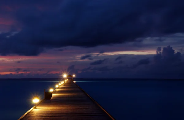 夕日と桟橋 — ストック写真