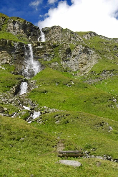 Alpine waterfall — Stock Photo, Image