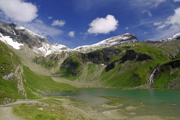 Alpes e lago — Fotografia de Stock