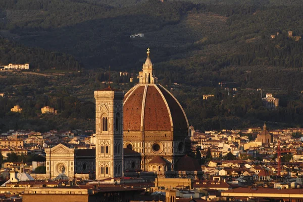 Kathedrale in Florenz und Nacht — Stockfoto