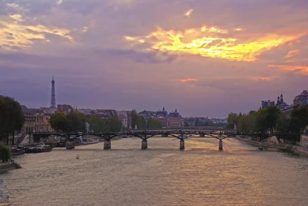 Solnedgång i paris — Stockfoto