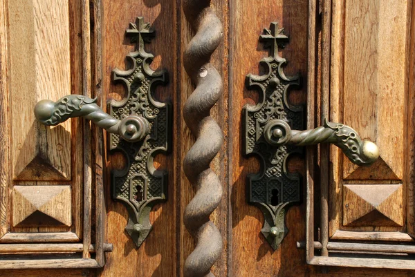 Manijas antiguas de la puerta — Foto de Stock