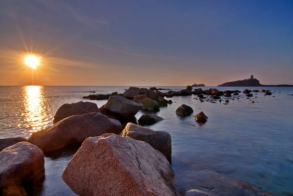 Stenblock och soluppgång — Stockfoto