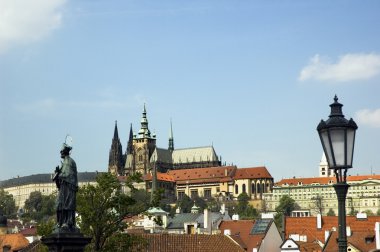 Prag Kalesi, fener ve saint john