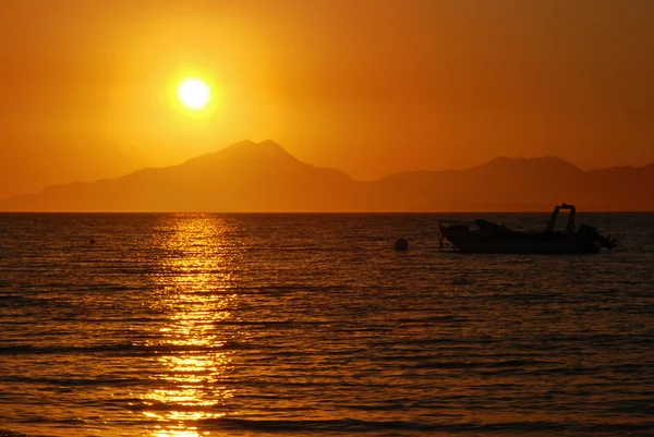Złoty zachód słońca — Zdjęcie stockowe