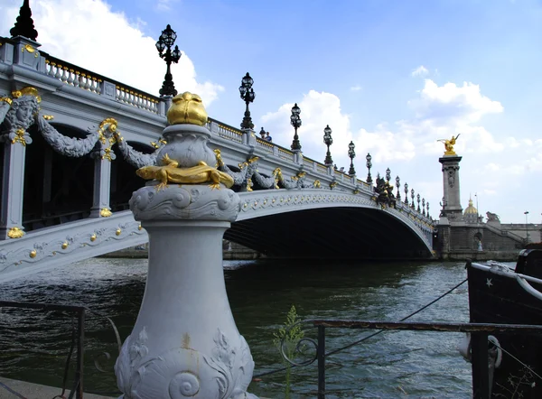 Puente de Alejandro III —  Fotos de Stock
