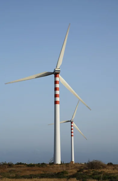 Větrné turbíny v pohybu — Stock fotografie