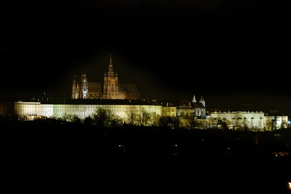 Κάστρο της Πράγας, τη νύχτα — Φωτογραφία Αρχείου