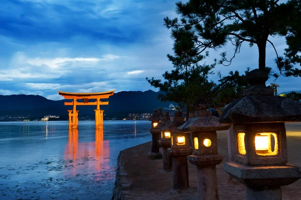 O torii — Fotografia de Stock