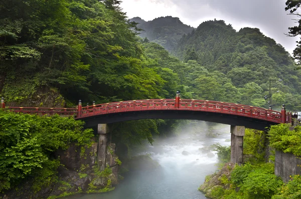 Heilige brug shinkyo — Stockfoto