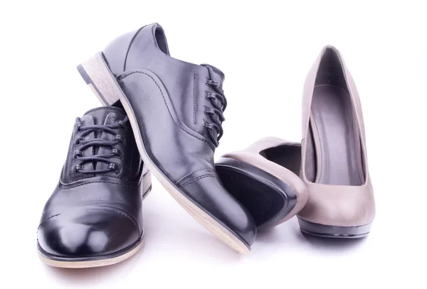 รองเท้าผู้ชายกับรองเท้าผู้หญิง — ภาพถ่ายสต็อก