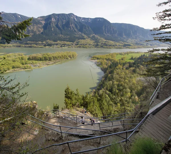 Hiking Up Beacon Rock on Columbia River — Stock Photo, Image