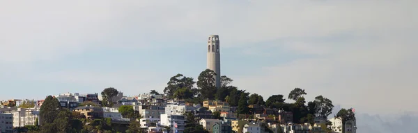 Coit Tower on Telegraph Hill Panorama — Stock Photo, Image