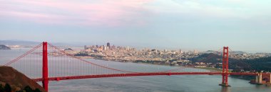 Golden Gate Bridge and San Francisco Skyline clipart