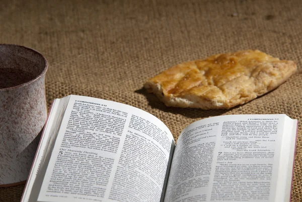 Uma bíblia — Fotografia de Stock