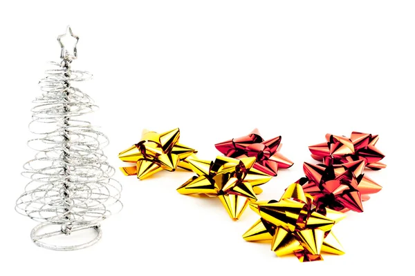 Vánoční strom před luky — Stock fotografie