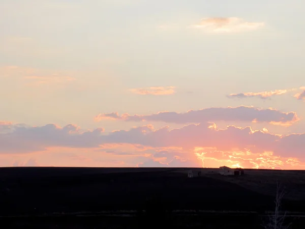 Солнце на закате — стоковое фото