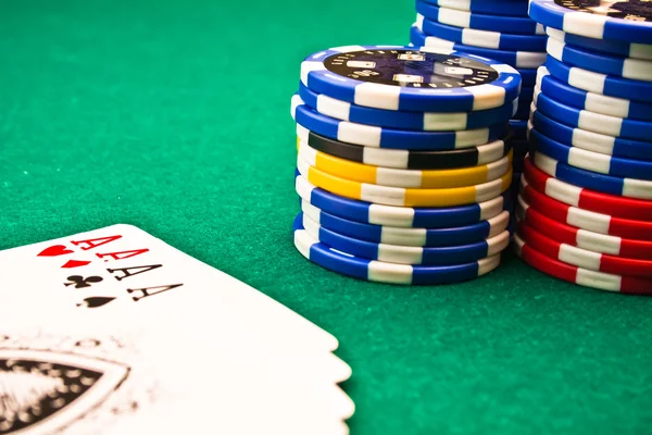 Chips poker and poker aces — Stock Photo, Image
