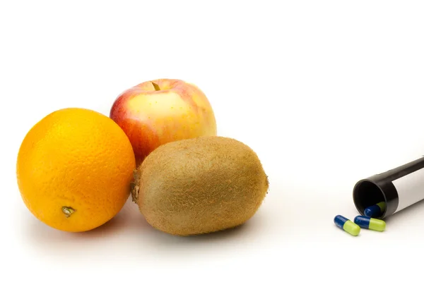 Frutas ou farmácia — Fotografia de Stock
