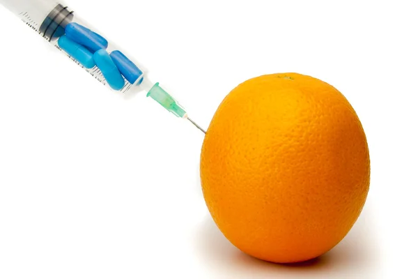 Injection of orange vitamins — Stock Photo, Image