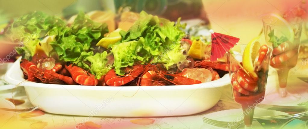 Deniz kokteyli Salata ve diğer lezzetli yemekler Deniz kokteyli Salata ve diğer lezzetli yemekler