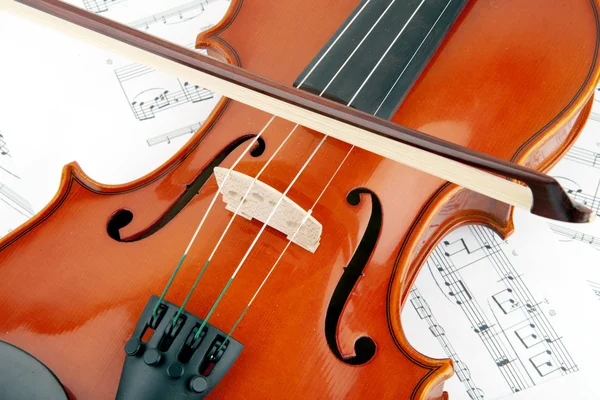 Скрипичная музыка — стоковое фото