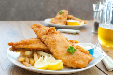 Fish and chips clipart