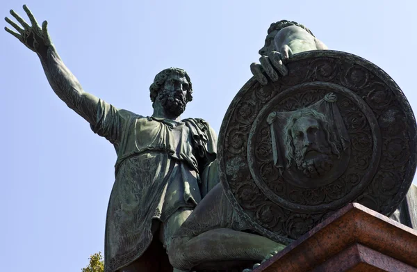 Kuzma minin en Dmitri Pozjarski monument, Rode plein — Stockfoto