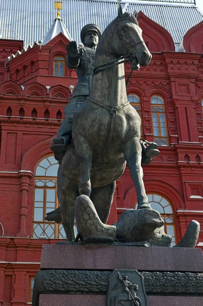 Monumento al Mariscal Zhukov en Moscú — Foto de Stock