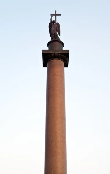 Alexander kolumn, Palatstorget i st petersburg — Stockfoto