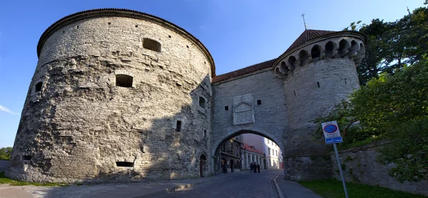 Tallinn Stadttor (Puerta de la Ciudad) ) — Foto de Stock