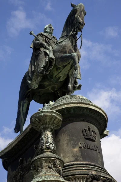 King John Statue outside the Semper Opera House — Stock Photo, Image
