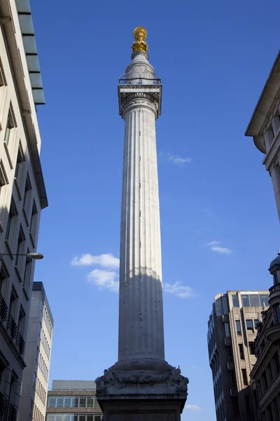 ロンドンの記念碑 — ストック写真